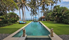  Villa Samudra Luxury Beachfront  Ketewel